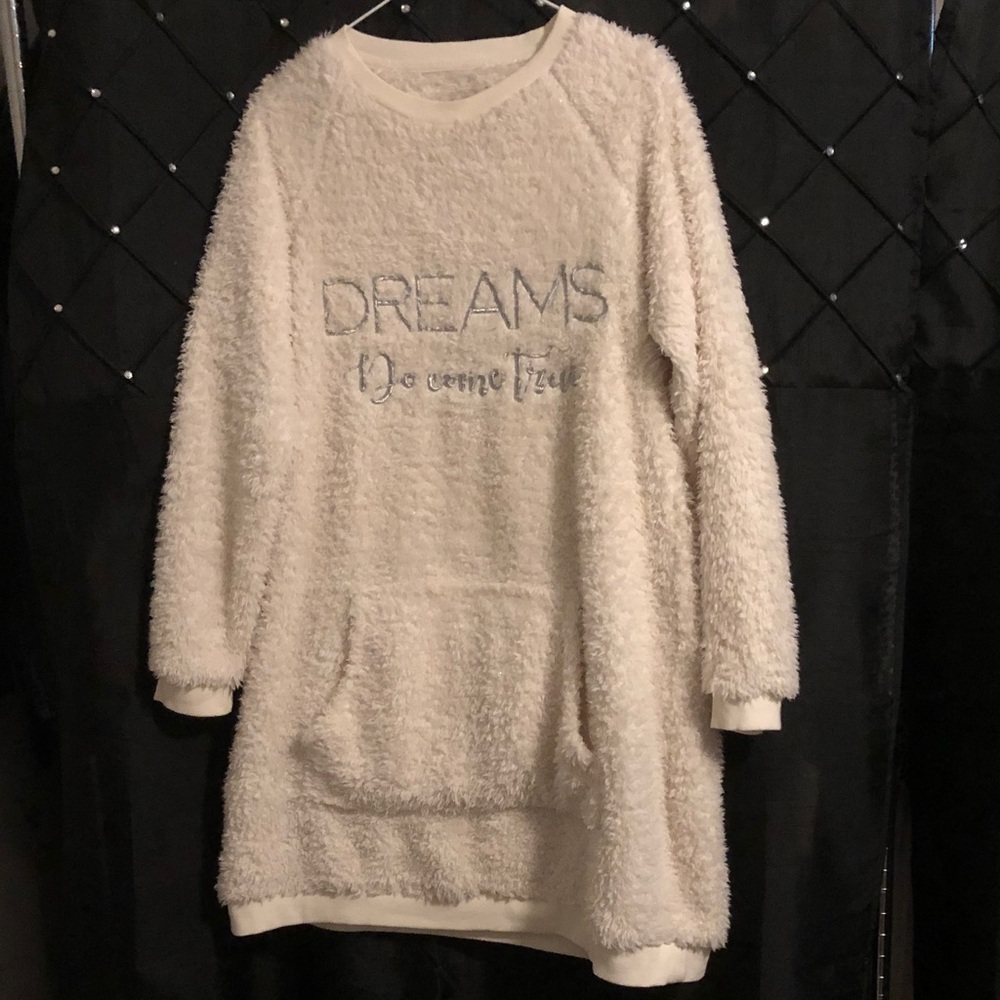 Women's Soft Loungewear Nightgown - Cream - with Dreams Do Come True print